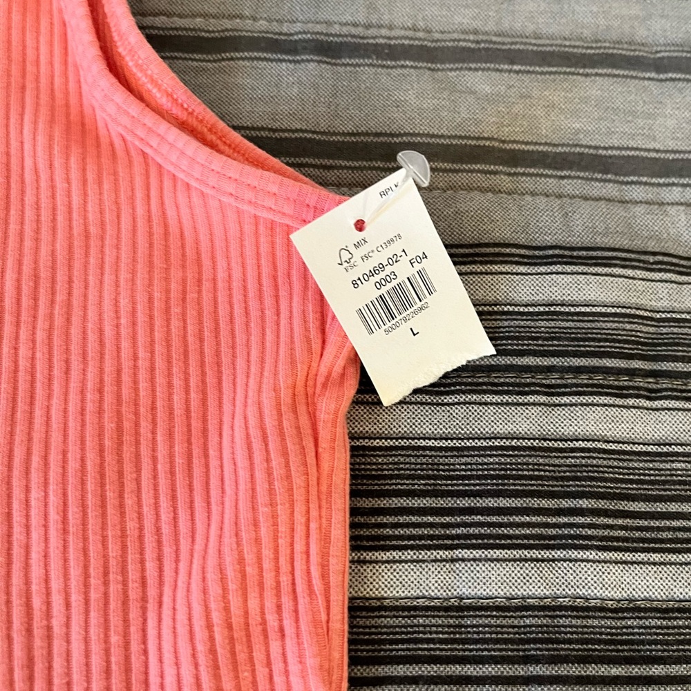 NWT Pink Ribbed Bodysuit Tank from Old Navy - Picture 3 of 5